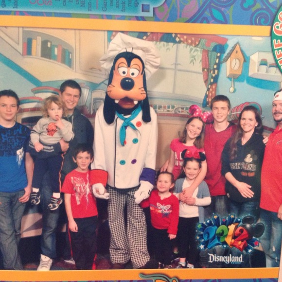 Meet your Posher, James - Picture 1 of 1